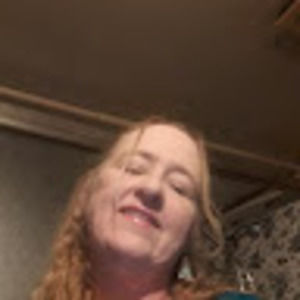 Meet your Posher, Connie